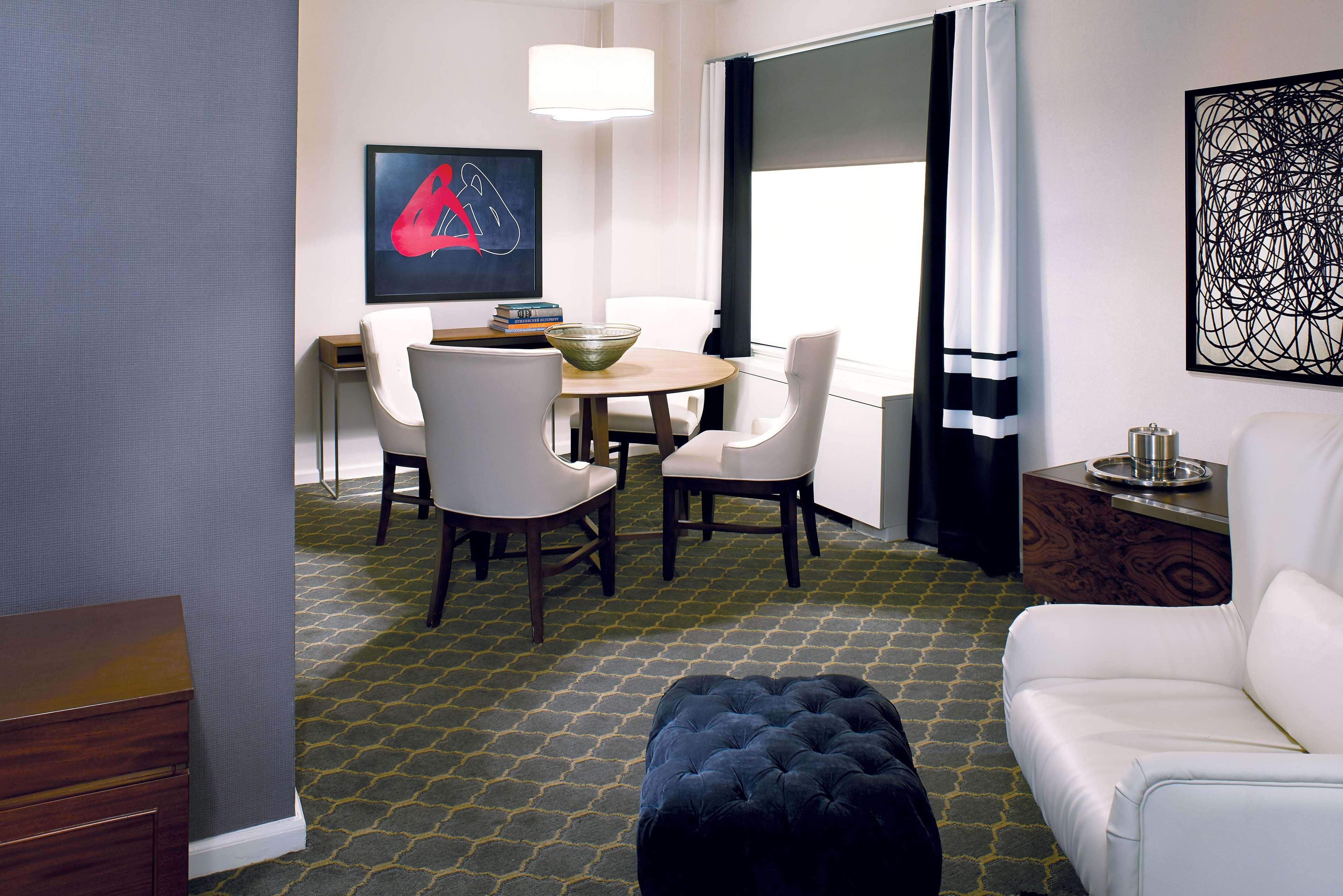 The Fifty Sonesta Hotel New York City Exterior photo