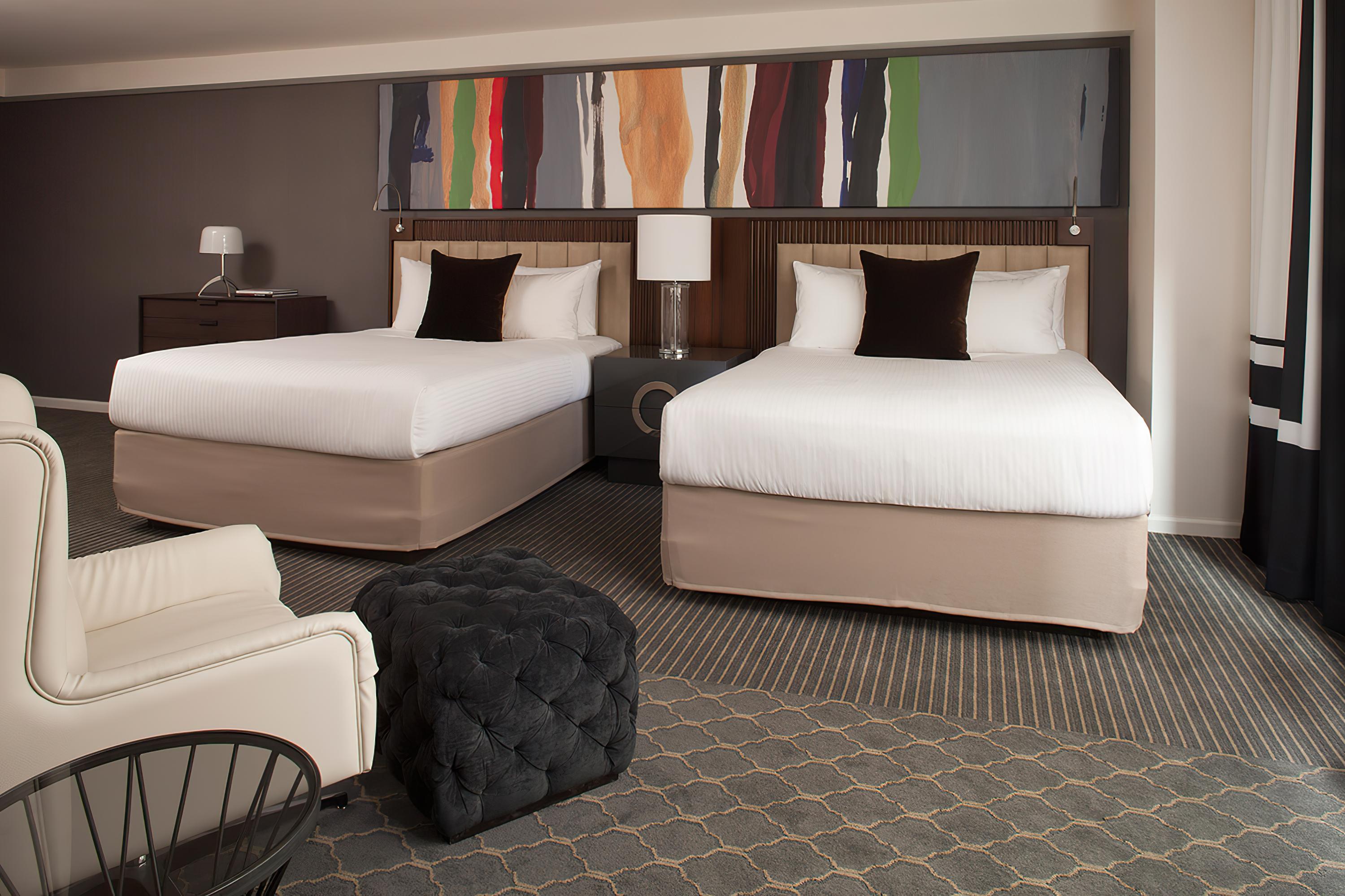 The Fifty Sonesta Hotel New York City Exterior photo