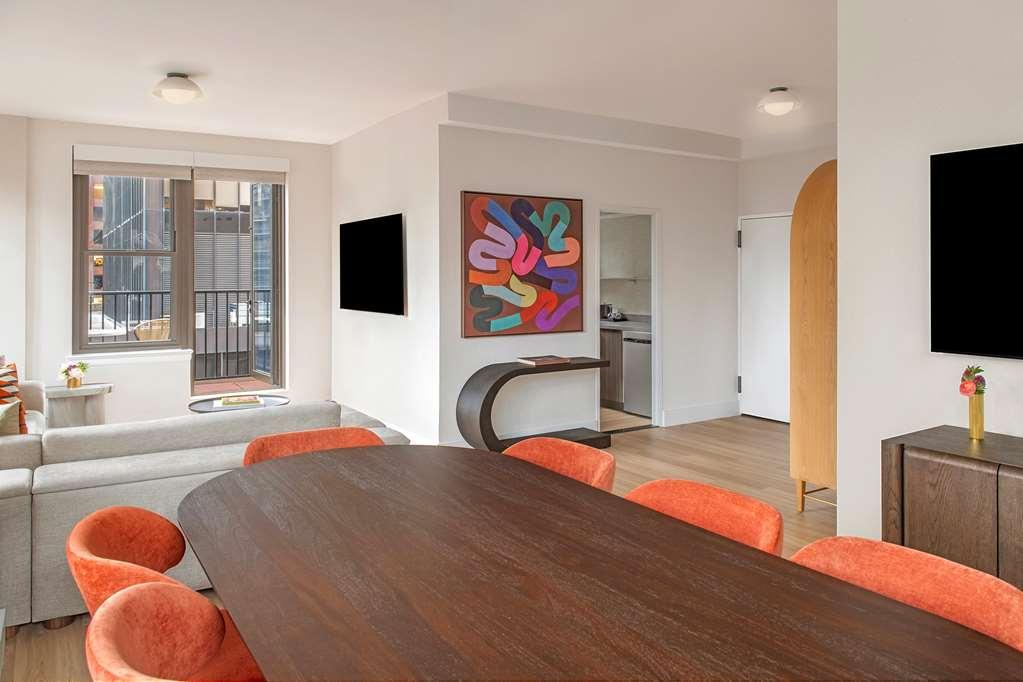 The Fifty Sonesta Hotel New York City Room photo